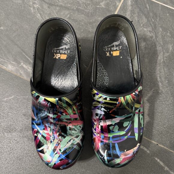 Dansko XP 2.0 Clogs Multi Brushstroke Patent Leather Sz 38‎ US 8 Artsy Weirdcore - Picture 5 of 6